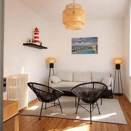 Hébergement de vacances Charmante Maison Familiale A 2 Pas De La - 10 Personnes Les Sables-dʼOlonne